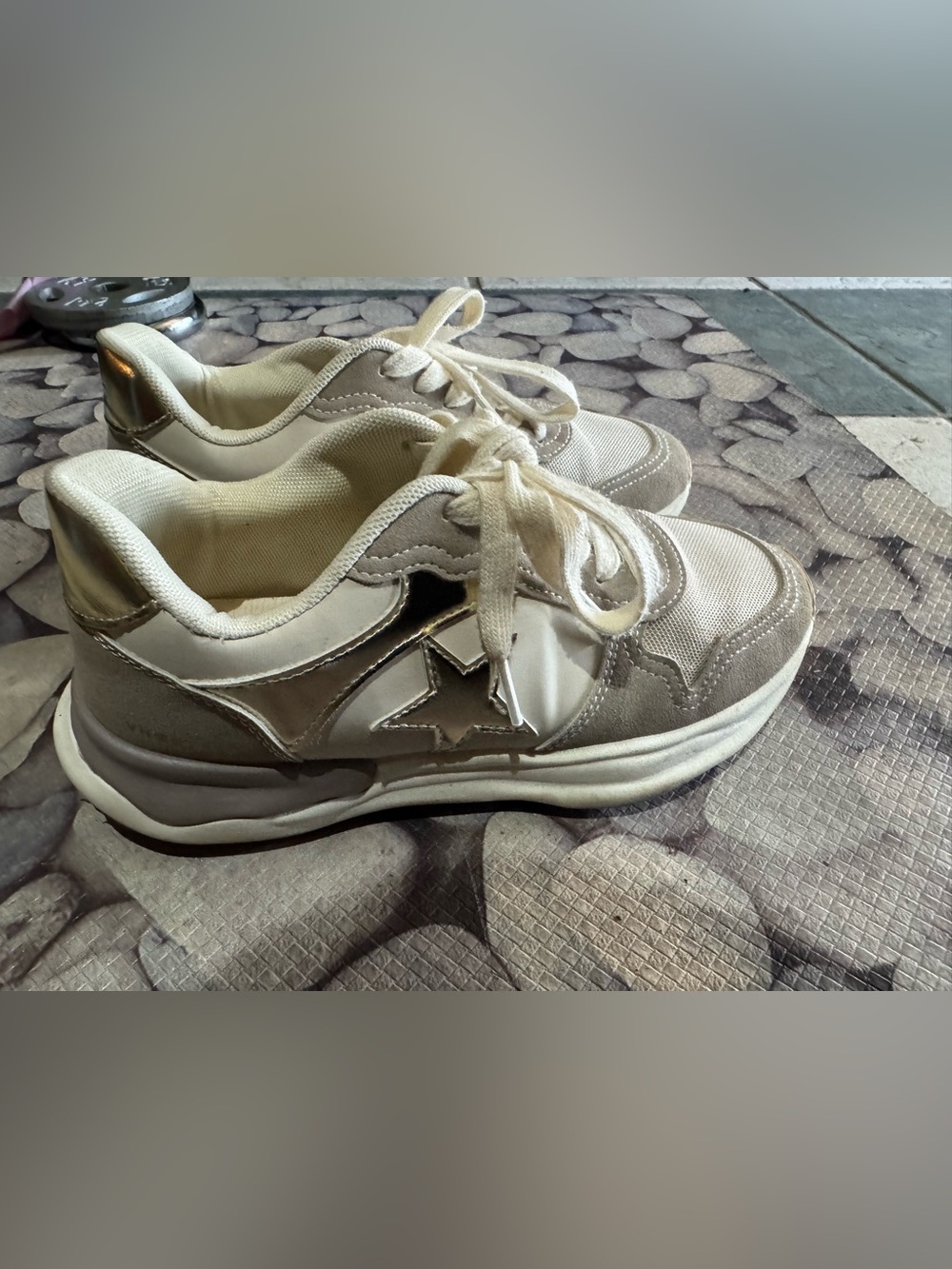 Vintage Havana Cream and Silver Star Low-Top Sneakers